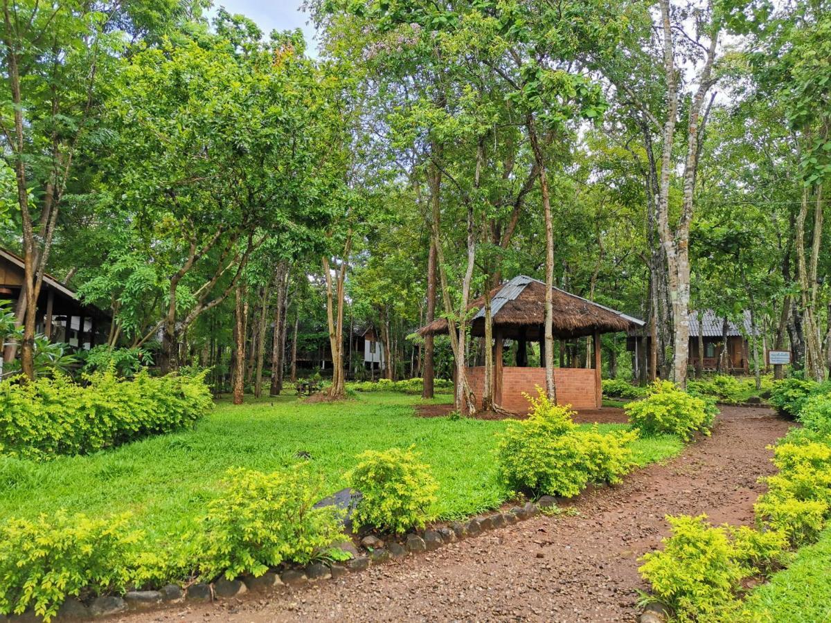 Tadlo Lodge Beng Exterior photo