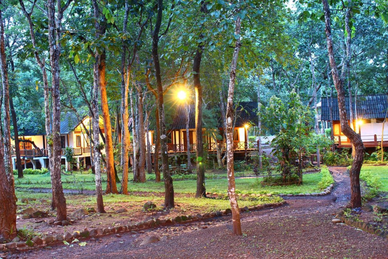 Tadlo Lodge Beng Exterior photo